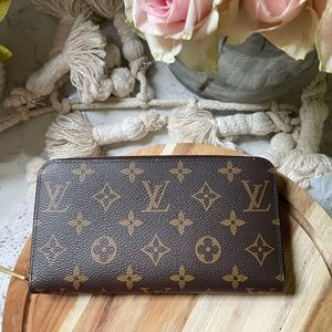 Louis Vuitton Zippy wallet New condition- Rose Ballerine